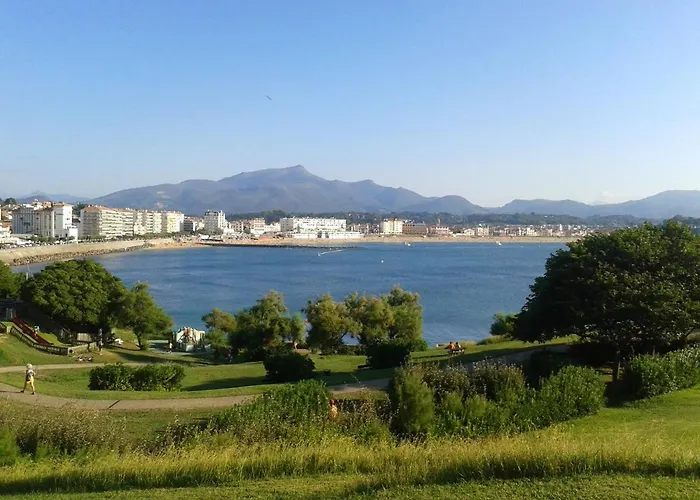 Confortable A 30 M² Avec Balcon Relaxant Daire *