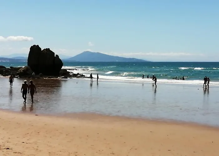 Confortable A 30 M² Avec Balcon Relaxant Daire