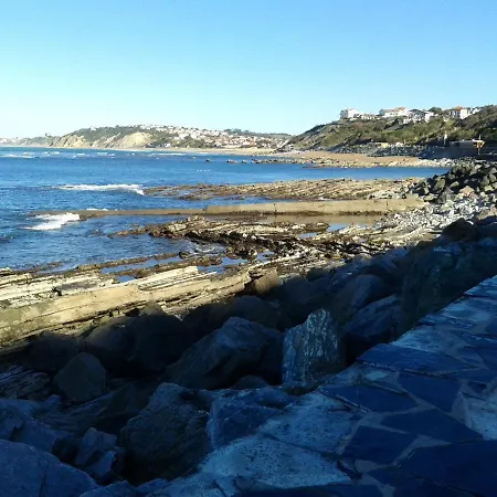 Confortable A 30 M² Avec Balcon Relaxant * ゲタリー