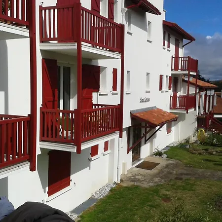 Confortable A 30 M² Avec Balcon Relaxant * Guéthary