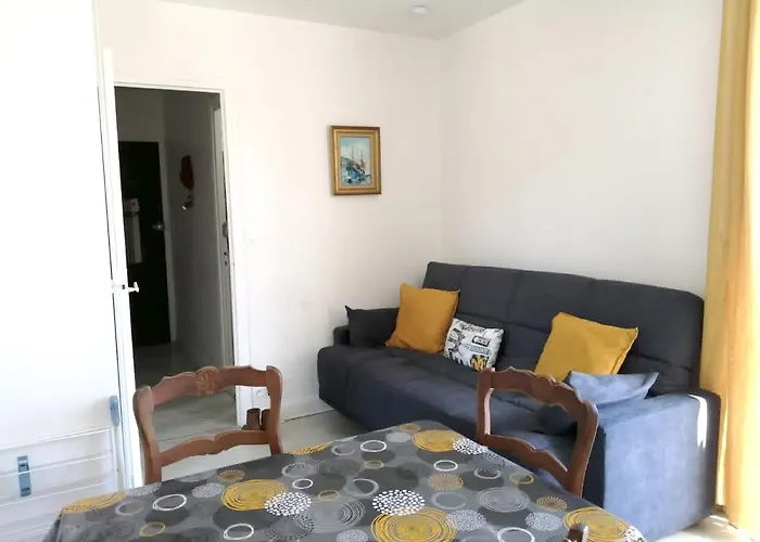 Confortable A 30 M² Avec Balcon Relaxant Lejlighed *